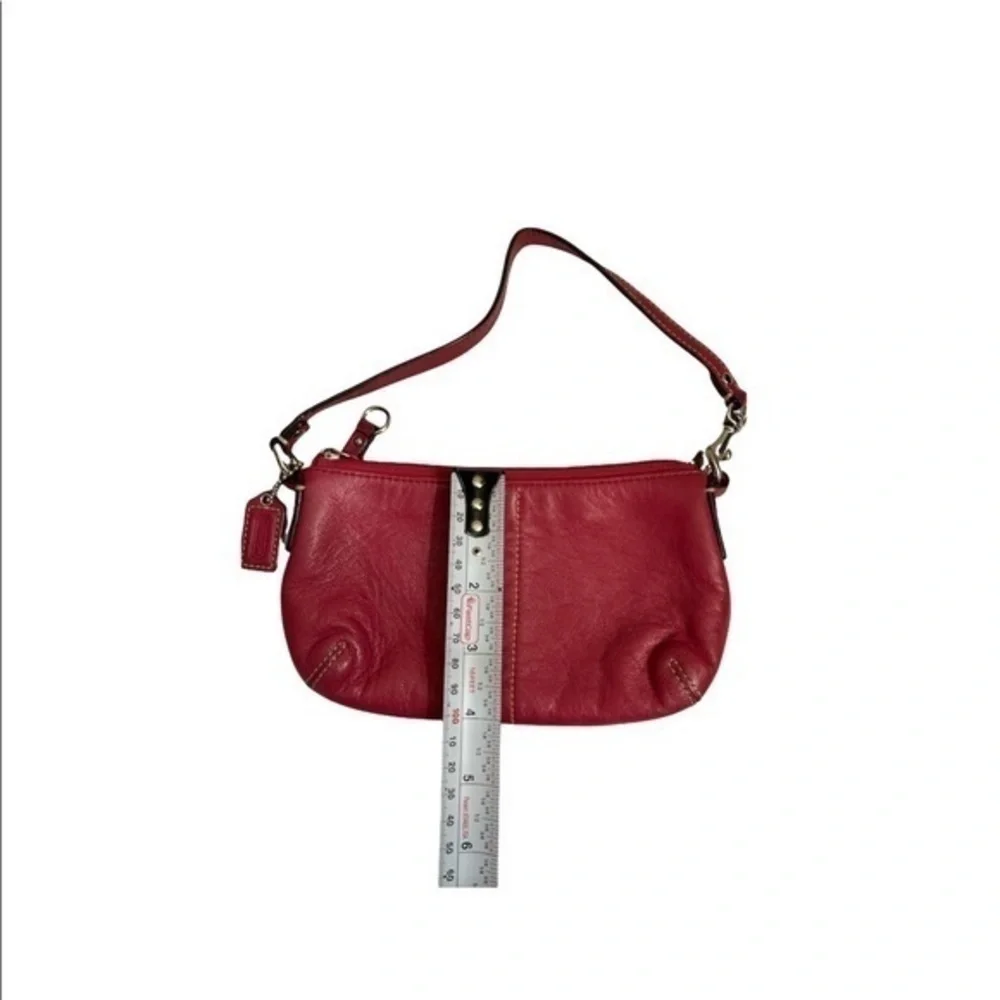 Coach vintage y2k pink leather soho wristlet mini bag